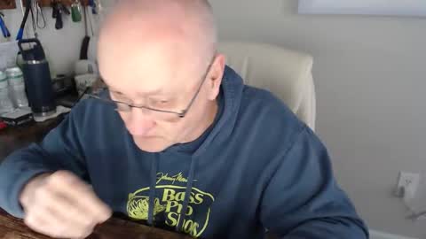 millenium0129 online show from 12-04-25, 06:16