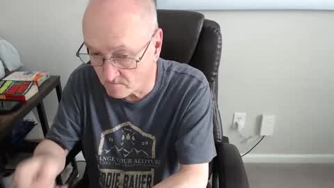 millenium0129 online show from 05-01-26, 03:38