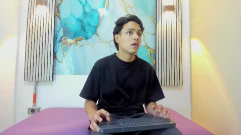 Snapshot of miller_sanz chatting on 03-19-26, 03:05 MILLER online show from 03-19-26, 03:05