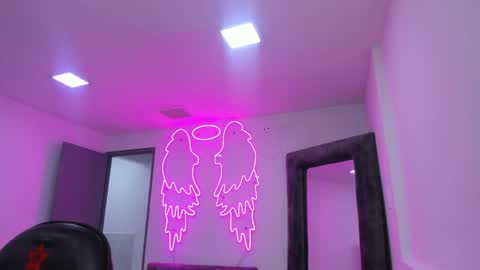 Snapshot of miller_silvana chatting on 04-15-26, 11:50 miller_silvana online show from 04-15-26, 11:50