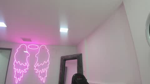 Snapshot of miller_silvana chatting on 04-22-26, 11:23 miller_silvana online show from 04-22-26, 11:23