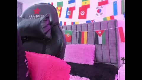Snapshot of miller_silvana chatting on 07-07-26, 11:47 miller_silvana online show from 07-07-26, 11:47