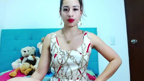 Aleja online show from 12-18-24, 02:53