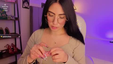 miller_vanessa_ online show from 10-13-25, 08:31