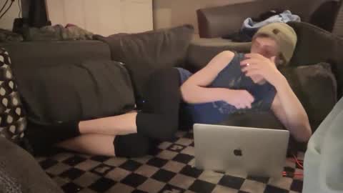 SlimnHungOH online show from 02-27-25, 09:04