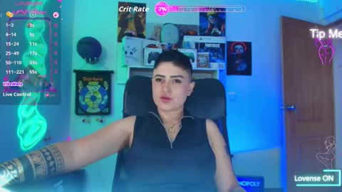 Im girl my name is Johana  online show from 02-09-26, 08:24