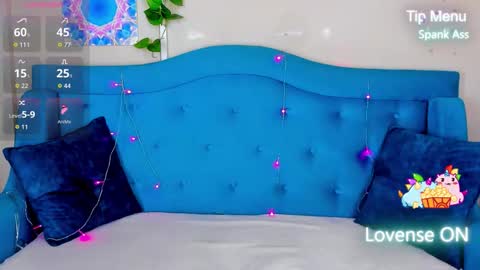 Milly online show from 11-20-25, 02:01