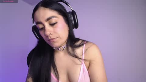 Millie Bobby online show from 05-09-26, 05:18