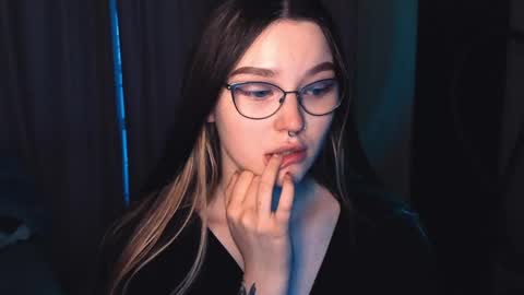 Millie online show from 05-06-26, 02:00