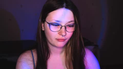 Millie online show from 05-13-26, 01:30