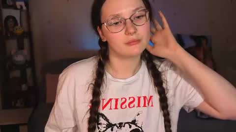 Millie online show from 06-20-26, 08:17