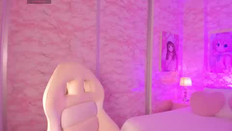 Snapshot of millieskinny_ chatting on 03-13-26, 11:55 Ana Maria online show from 03-13-26, 11:55