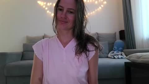 milly_browski online show from 09-16-25, 02:18