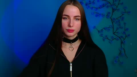 Snapshot of milly_liss chatting on 02-12-26, 12:11 Milly online show from 02-12-26, 12:11