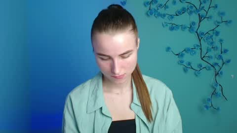Milly online show from 05-08-26, 05:46