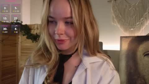 Snapshot of milly_shy chatting on 01-31-25, 06:57 Milly online show from 01-31-25, 06:57