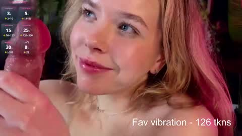 Snapshot of milly_shy chatting on 02-20-25, 01:08 Milly online show from 02-20-25, 01:08