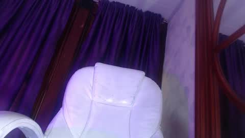 Snapshot of milu23__ chatting on 03-06-25, 05:11 milu23__ online show from 03-06-25, 05:11