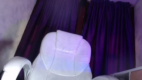 Snapshot of milu23__ chatting on 03-07-25, 05:06 milu23__ online show from 03-07-25, 05:06