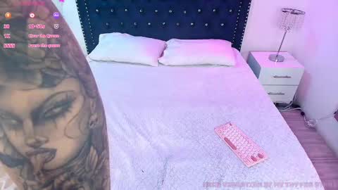 Snapshot of milu_ballmer chatting on 10-22-25, 07:02 Milu ballmer online show from 10-22-25, 07:02