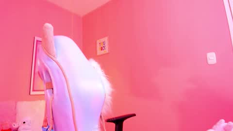 Snapshot of milu_carbajal_x chatting on 02-22-26, 12:26 milu_carbajal_x online show from 02-22-26, 12:26