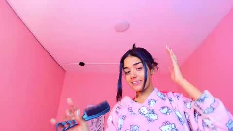 Snapshot of milu_carbajal_x chatting on 03-08-26, 01:26 milu_carbajal_x online show from 03-08-26, 01:26
