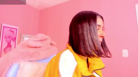 Snapshot of milu_carbajal_x chatting on 03-22-26, 01:03 milu_carbajal_x online show from 03-22-26, 01:03