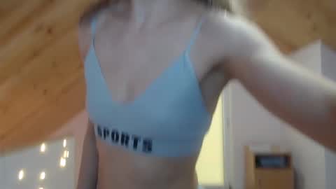 milusea online show from 12-31-24, 01:19