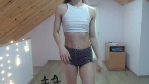 milusea online show from 01-17-25, 12:21