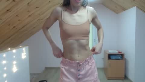 milusea online show from 02-01-25, 01:09