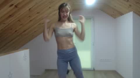 milusea online show from 10-01-25, 11:38