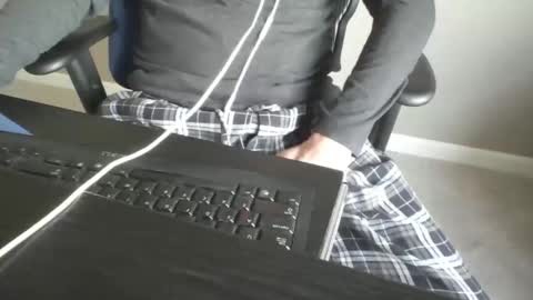 milwaukeebadger24 online show from 11-19-25, 01:55