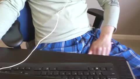 milwaukeebadger24 online show from 05-10-26, 02:55