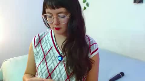 mily_baker online show from 03-04-25, 10:38