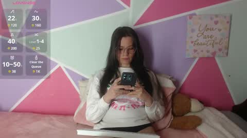 Mily Miley online show from 03-10-25, 03:20