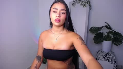 Mily Ortiz online show from 05-05-26, 03:31