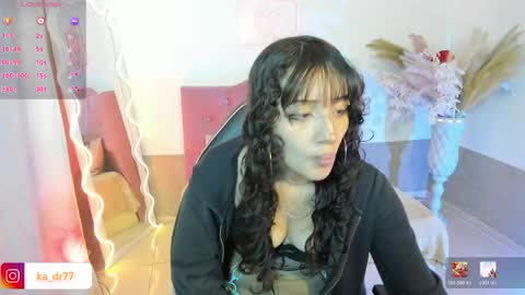 mily_tay online show from 04-17-26, 11:46