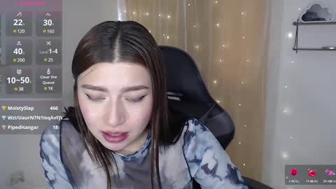 Snapshot of mily_thomson_b chatting on 02-12-25, 08:18 Mily online show from 02-12-25, 08:18