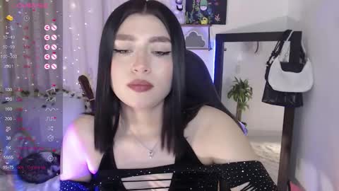 Snapshot of mily_thomson_b chatting on 10-17-25, 09:17 Mily online show from 10-17-25, 09:17