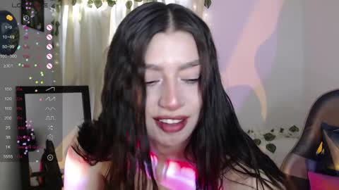 Snapshot of mily_thomson_b chatting on 04-23-26, 10:12 Mily online show from 04-23-26, 10:12