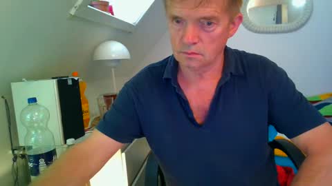 Snapshot of milymen26 chatting on 07-11-26, 06:43 Milymen26 Polish man master fereskik straight mature online show from 07-11-26, 06:43