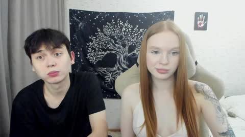 Snapshot of milymi_ chatting on 01-14-25, 09:09 Milena and Jasper online show from 01-14-25, 09:09