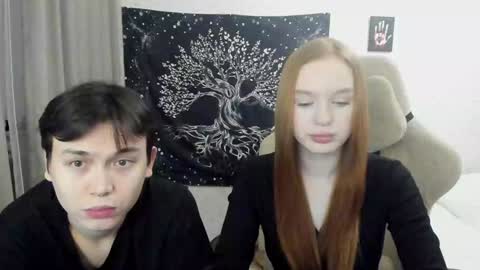 Snapshot of milymi_ chatting on 01-15-25, 05:26 Milena and Jasper online show from 01-15-25, 05:26