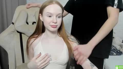 Snapshot of milymi_ chatting on 02-28-25, 05:04 Milena and Jasper online show from 02-28-25, 05:04