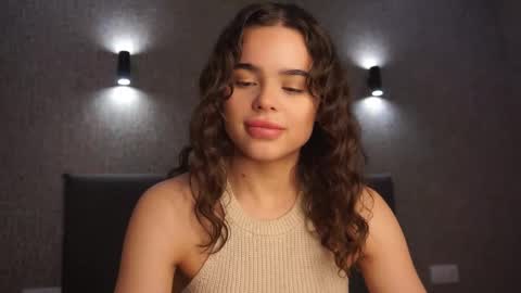 Linda online show from 02-10-26, 01:59