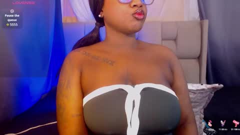 Mimi online show from 02-19-26, 12:01