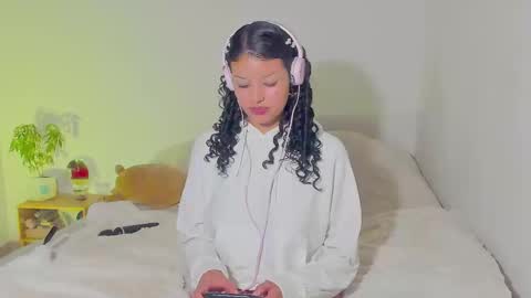 Snapshot of mimi_sa chatting on 12-26-24, 09:26 Mimii online show from 12-26-24, 09:26