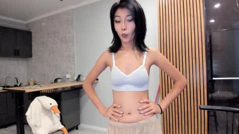 Kiko online show from 09-11-25, 03:06