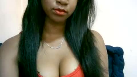 mimie32 online show from 06-23-26, 07:28