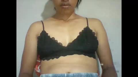 Snapshot of mimisexy295320 chatting on 01-07-25, 10:43 mimisexy295320 online show from 01-07-25, 10:43